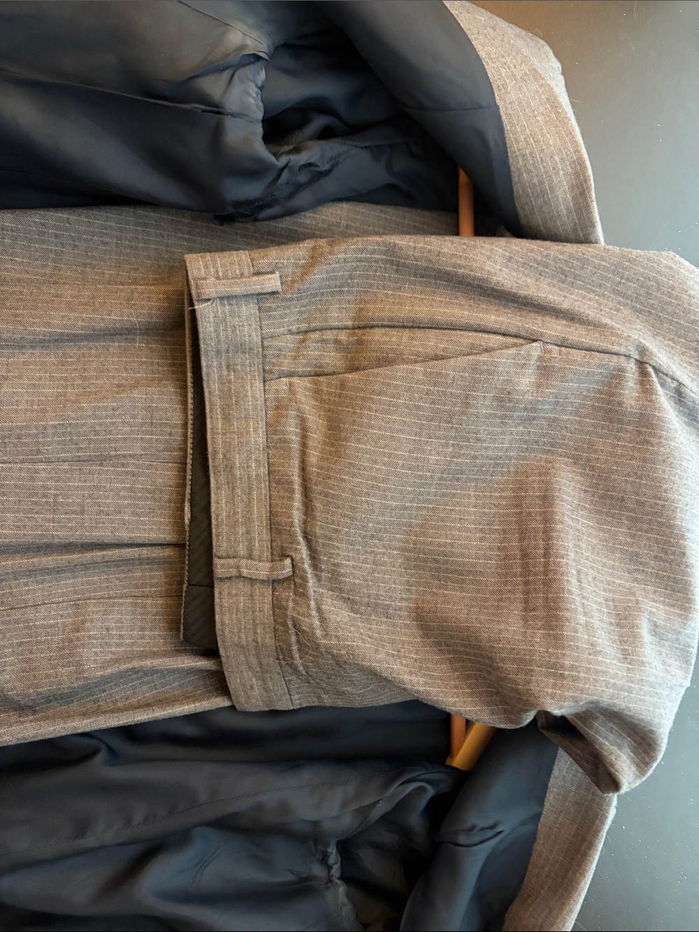 2 piece suit 44R J. Crew Factory Gray Pinstripe Men's Blazer with 36x32 pants! - Picture 6 of 7